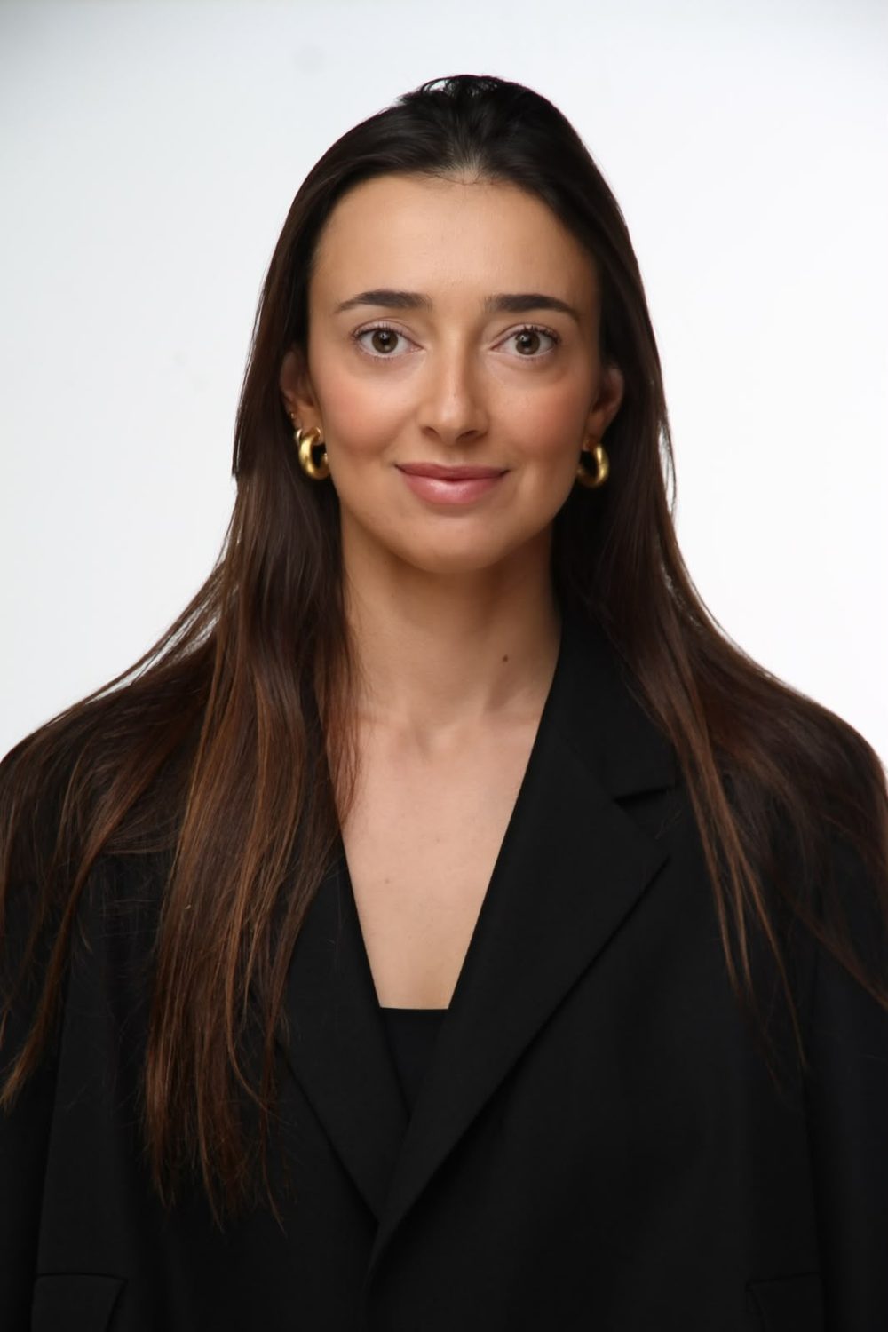 Portrait of Claudia Taberner, founder of CUBE